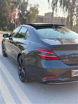 جنسس G70